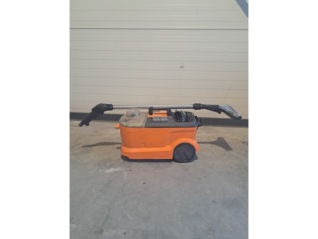 Tapijtreiniger 230v ~ kärcher, puzzi 10/1, bouwjaar 2016 - afbeelding 11 van  18