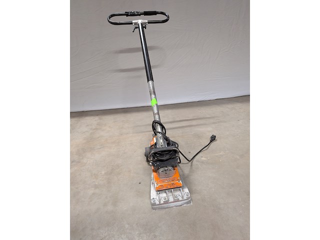 Tapijtstripper - 230v uzin utz / wolff, duro-stripper 2.0, bouwjaar 2018 - afbeelding 3 van  5