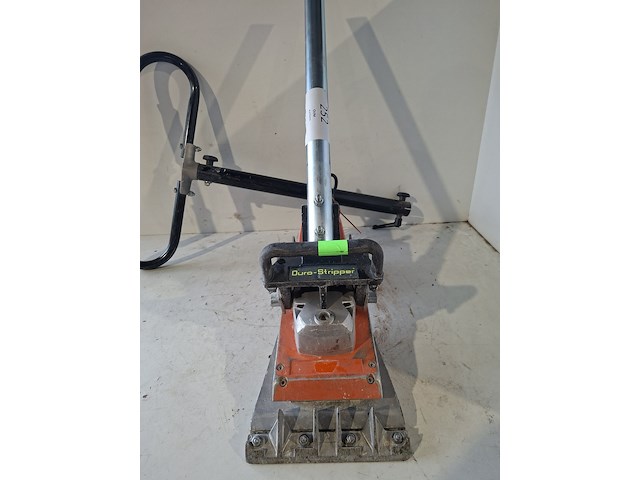 Tapijtstripper - 230v uzin utz / wolff, duro-stripper 2.0, bouwjaar 2019 - afbeelding 2 van  5