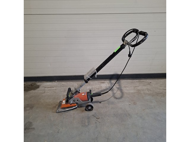 Tapijtstripper - 230v uzin utz / wolff, duro-stripper 2.0, bouwjaar 2019 - afbeelding 1 van  5