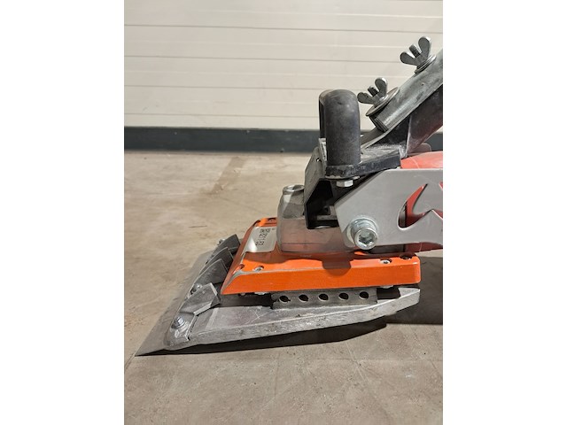 Tapijtstripper - 230v uzin utz / wolff, duro-stripper 2.0, bouwjaar 2020 - afbeelding 2 van  18