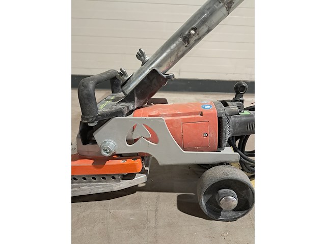 Tapijtstripper - 230v uzin utz / wolff, duro-stripper 2.0, bouwjaar 2020 - afbeelding 3 van  18