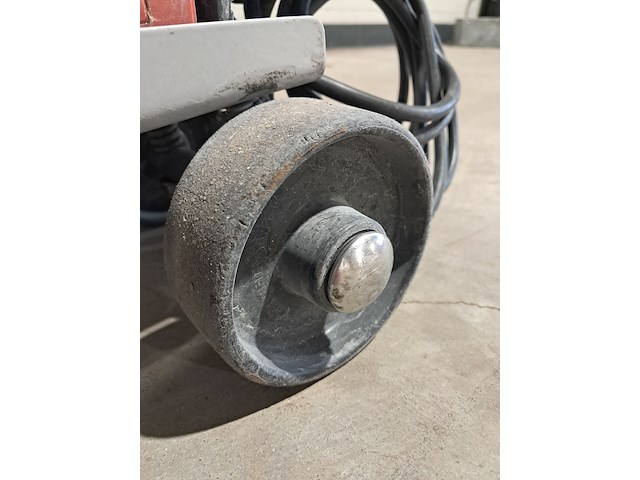 Tapijtstripper - 230v uzin utz / wolff, duro-stripper 2.0, bouwjaar 2020 - afbeelding 8 van  18