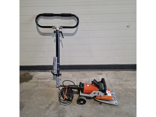 Tapijtstripper - 230v uzin utz / wolff, duro-stripper 2.0, bouwjaar 2021 - afbeelding 1 van  5