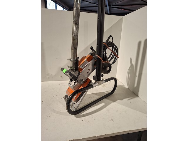 Tapijtstripper 230v ~, uzin utz / wolff, duro-stripper, 2017 - afbeelding 2 van  6