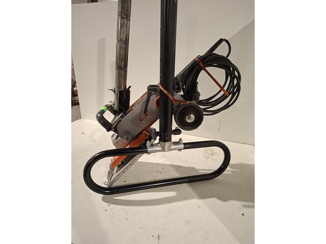 Tapijtstripper 230v ~, uzin utz / wolff, duro-stripper, 2017 - afbeelding 3 van  6