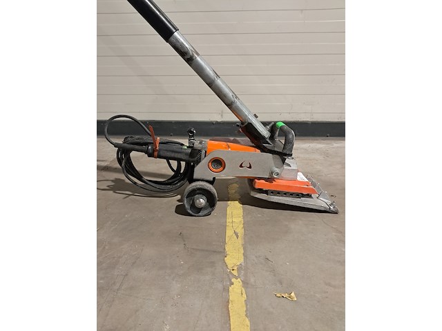 Tapijtstripper 230v ~ uzin utz / wolff, duro-stripper, bouwjaar 2017 - afbeelding 12 van  17