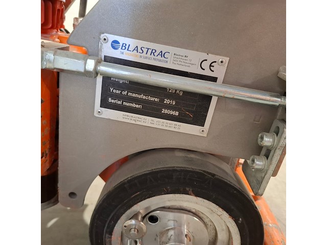 Tapijtstripper zwaar 230v, blastrac, 1-7d, 2019 - afbeelding 7 van  7