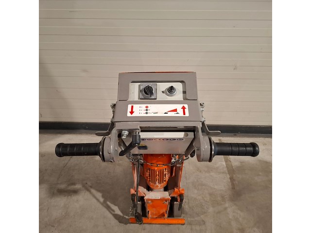 Tapijtstripper zwaar 230v, blastrac, bs-75, 2020 - afbeelding 5 van  7