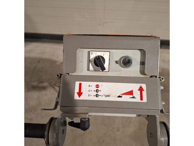 Tapijtstripper zwaar 230v, blastrac, bs-75, 2020 - afbeelding 6 van  7