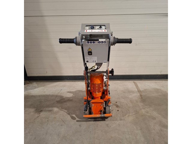 Tapijtstripper zwaar 230v, blastrac, bs-75, 2021 - afbeelding 4 van  8