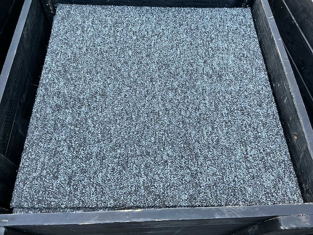 Tapijttegels ca. 350 m2 - afbeelding 1 van  6