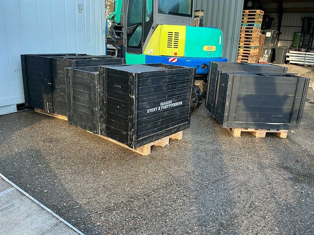 Tapijttegels ca. 350 m2 - afbeelding 4 van  6