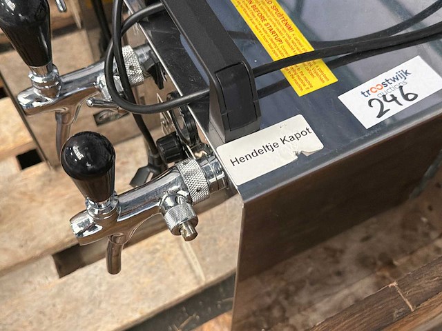 Tapinstallatie (defect) (3x) - afbeelding 2 van  4