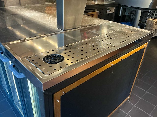 Tapinstallatie met 10 tapkranen (selfservice speciaalbier) - afbeelding 13 van  16