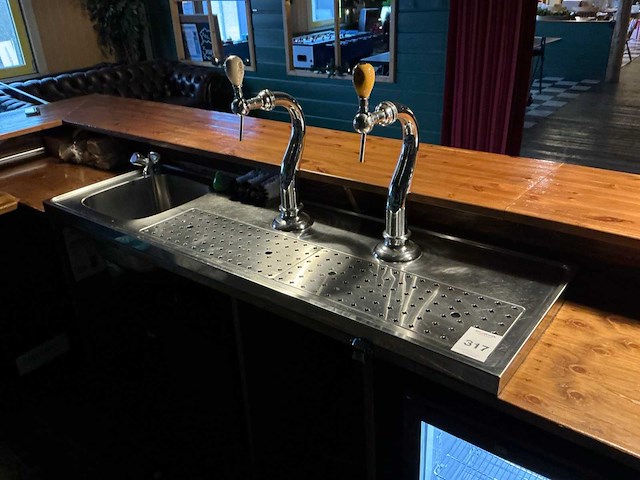 Tapinstallatie - afbeelding 1 van  9