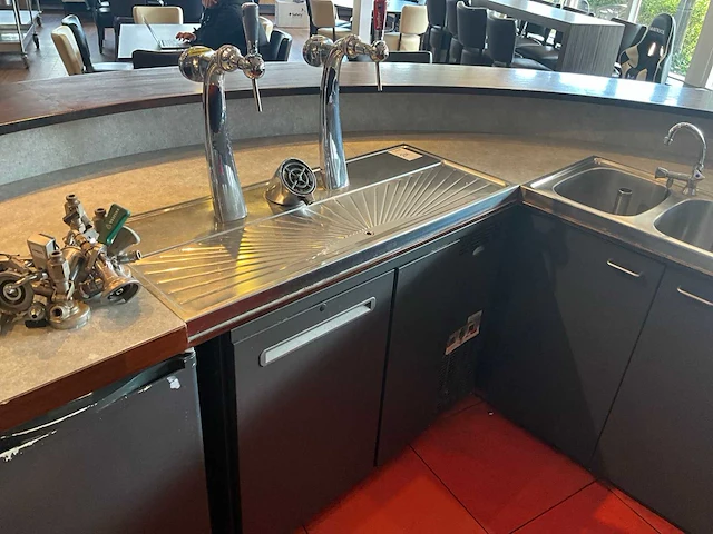 Tapinstallatie - afbeelding 1 van  6