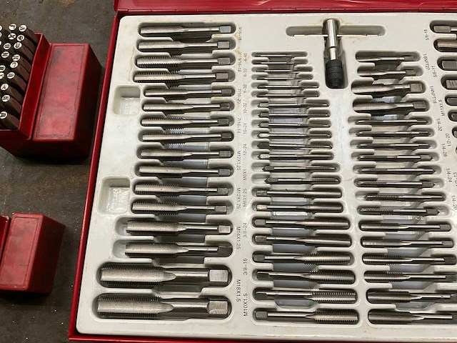 Tappenset metrisch en engelse maat - afbeelding 2 van  5