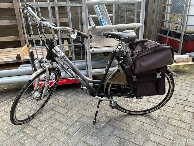 Target damesfiets - afbeelding 1 van  4