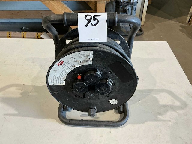 Target verlengkabelhaspel 25 meter - afbeelding 1 van  4