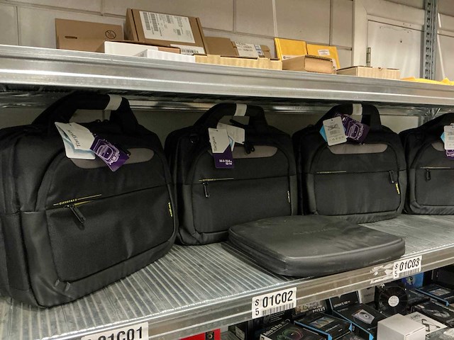 Targus & alienware laptoptassen (5x) - afbeelding 1 van  5