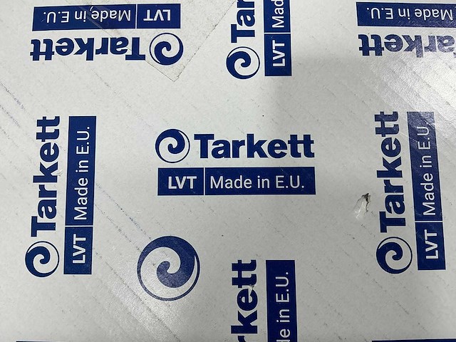 Tarkett - brown chatillion oak - pvc vloer 64 m2 - afbeelding 4 van  4