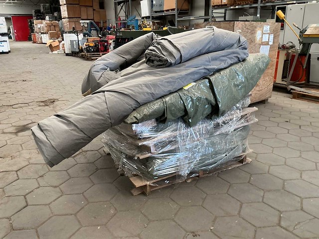 Tarpaulin (3x) - afbeelding 2 van  8