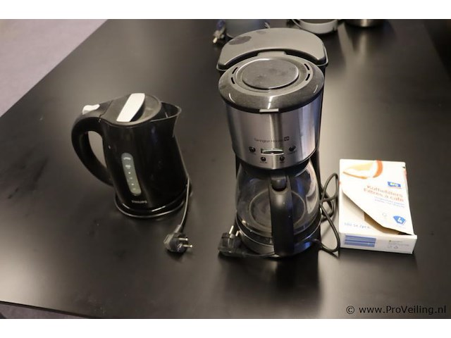 Tarrington house koffiezetapparaat, philips waterkoker & aro koffiefilters - afbeelding 1 van  8