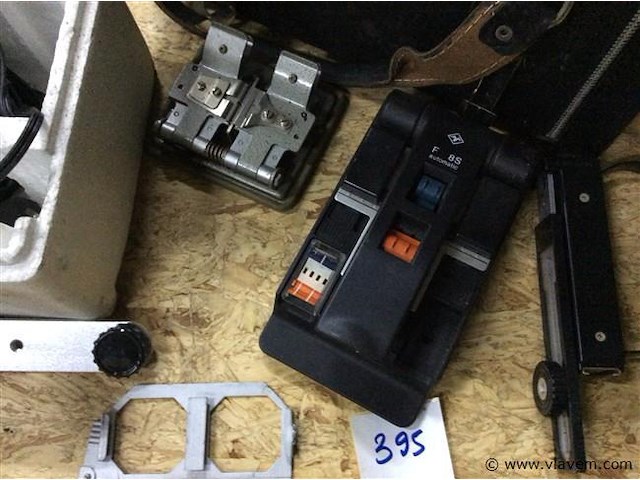 Tas met inhoud - afbeelding 3 van  3