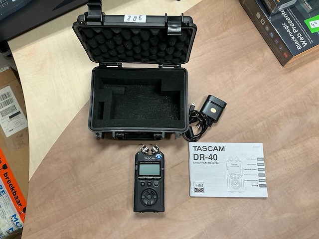 Tascam dr40 afspeelapparatuur - afbeelding 2 van  4