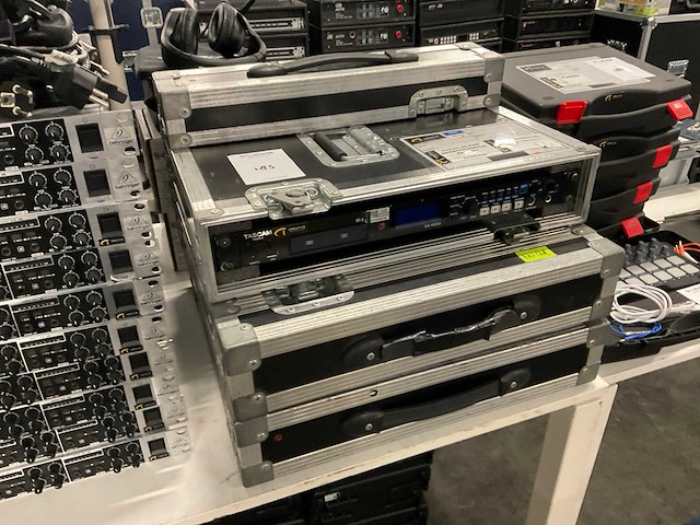 Tascam ss-r200 digitale audio recorder (3x) - afbeelding 6 van  6