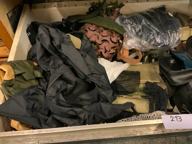 Tasjes en gespen - afbeelding 1 van  2