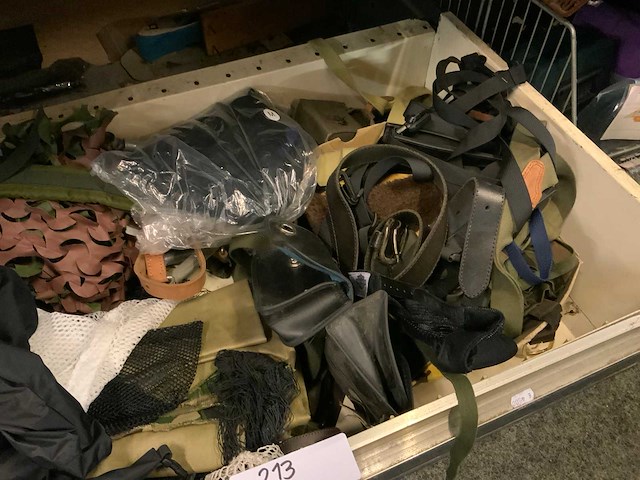 Tasjes en gespen - afbeelding 2 van  2