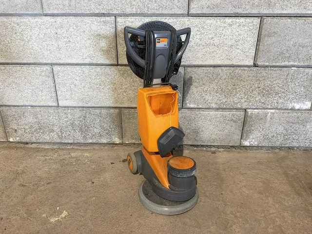 Taski - 43ls - schrobmachine - afbeelding 1 van  5