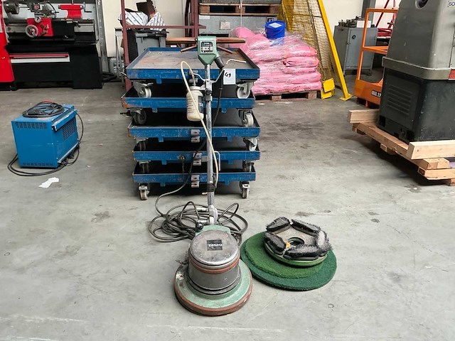 Taski 35a vloerreiniger / boenmachine - afbeelding 2 van  7