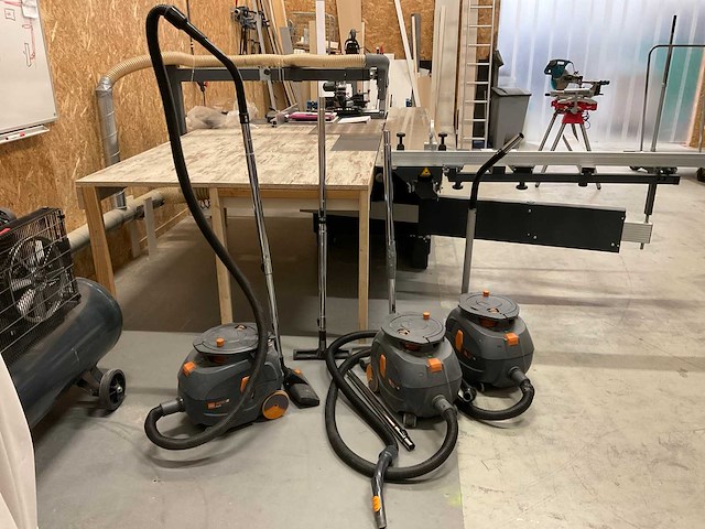 Taski aero 8 plus industriële stofzuiger (3x) - afbeelding 1 van  5