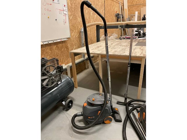 Taski aero 8 plus industriële stofzuiger (3x) - afbeelding 2 van  5
