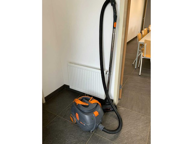 Taski aero8 industriële stofzuiger - afbeelding 3 van  4