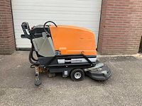 Taski combimat 1600 zelfrijdende veegmachine - afbeelding 4 van  5
