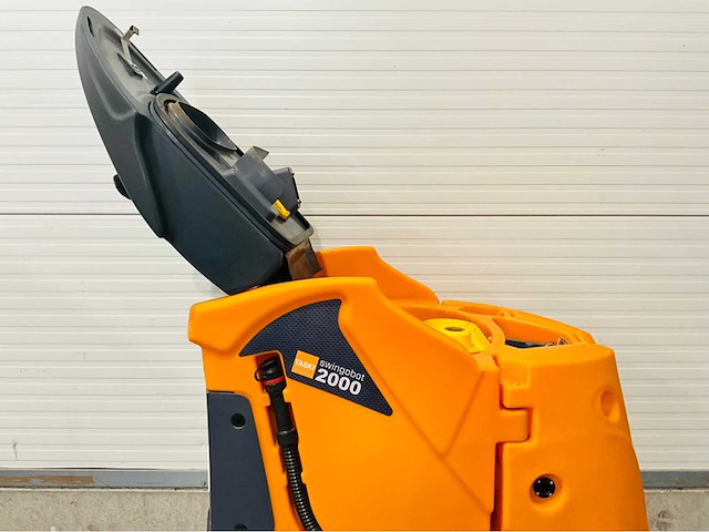 Taski swingbot 2000 robot zelfrijdend schrob-zuigmachine - afbeelding 11 van  14