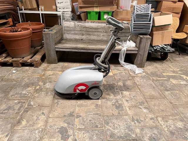 Taski swingo - 1650 - schrob-zuigmachine - afbeelding 4 van  6