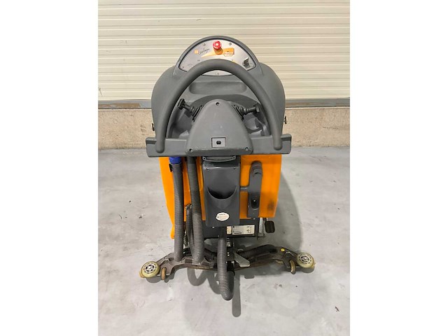 Taski swingo - 1650b - zelf rijdende achterloop schrob-zuig machine - afbeelding 4 van  9