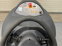 Taski swingo - 1650b - zelf rijdende achterloop schrob-zuig machine - afbeelding 7 van  8