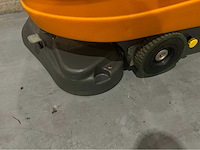 Taski swingo - 1650b - zelf rijdende achterloop schrob-zuig machine - afbeelding 6 van  9