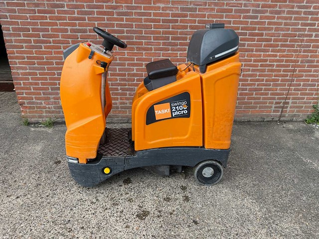 Taski swingo - 2100 - opzit schrob-zuigmachine - afbeelding 1 van  9