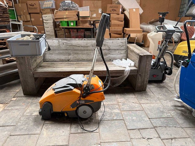 Taski swingo - 350 - schrob-zuigmachine - afbeelding 3 van  6