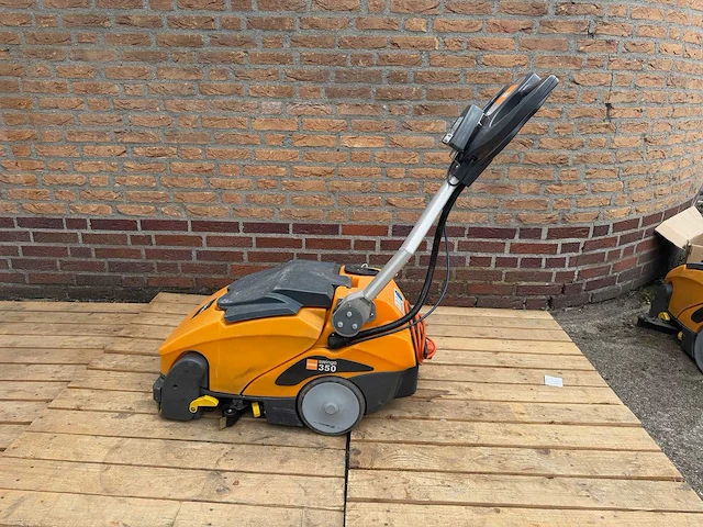 Taski swingo - 350 - schrob-zuigmachine - afbeelding 1 van  6