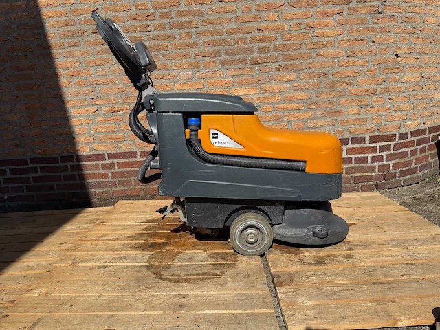 Taski swingo - 455 - sweeper, self driven - afbeelding 7 van  10