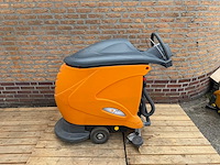 Taski swingo - 755 - schob-zuigmachine - afbeelding 3 van  5