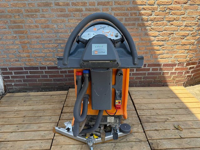 Taski swingo - 955 - zelfrijdende veegmachine - afbeelding 3 van  6